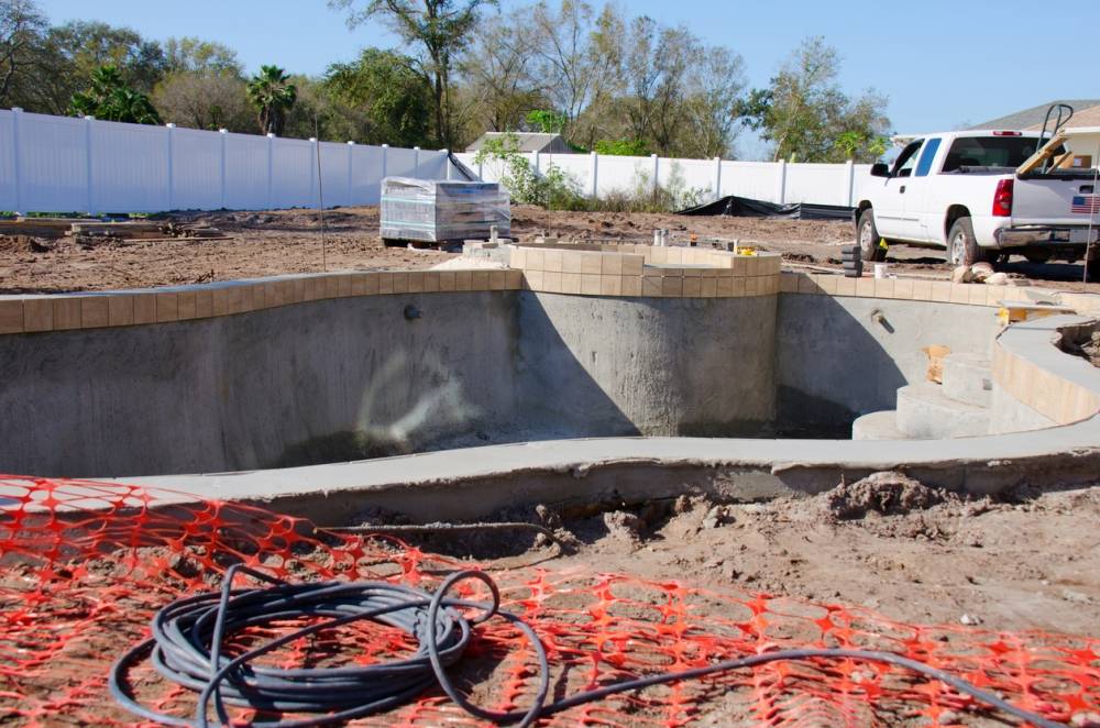 choix piscine coque liner ou béton